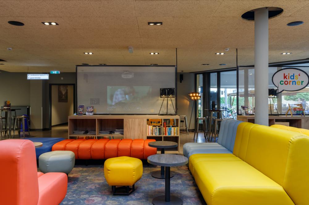 Auberge A&O Amsterdam Zuidoost | AubergesDeJeunesse.com