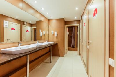 Salle de bain pour femmes Image